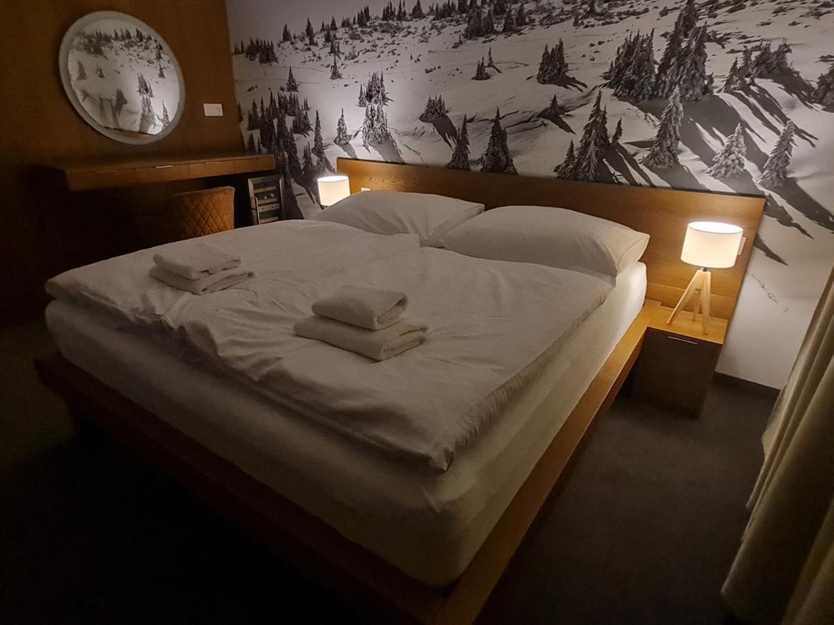 Snowland Apartmany Valča Εξωτερικό φωτογραφία