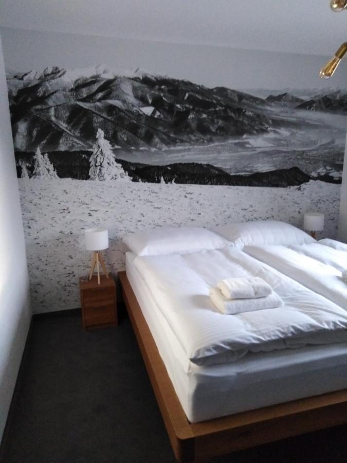 Snowland Apartmany Valča Εξωτερικό φωτογραφία
