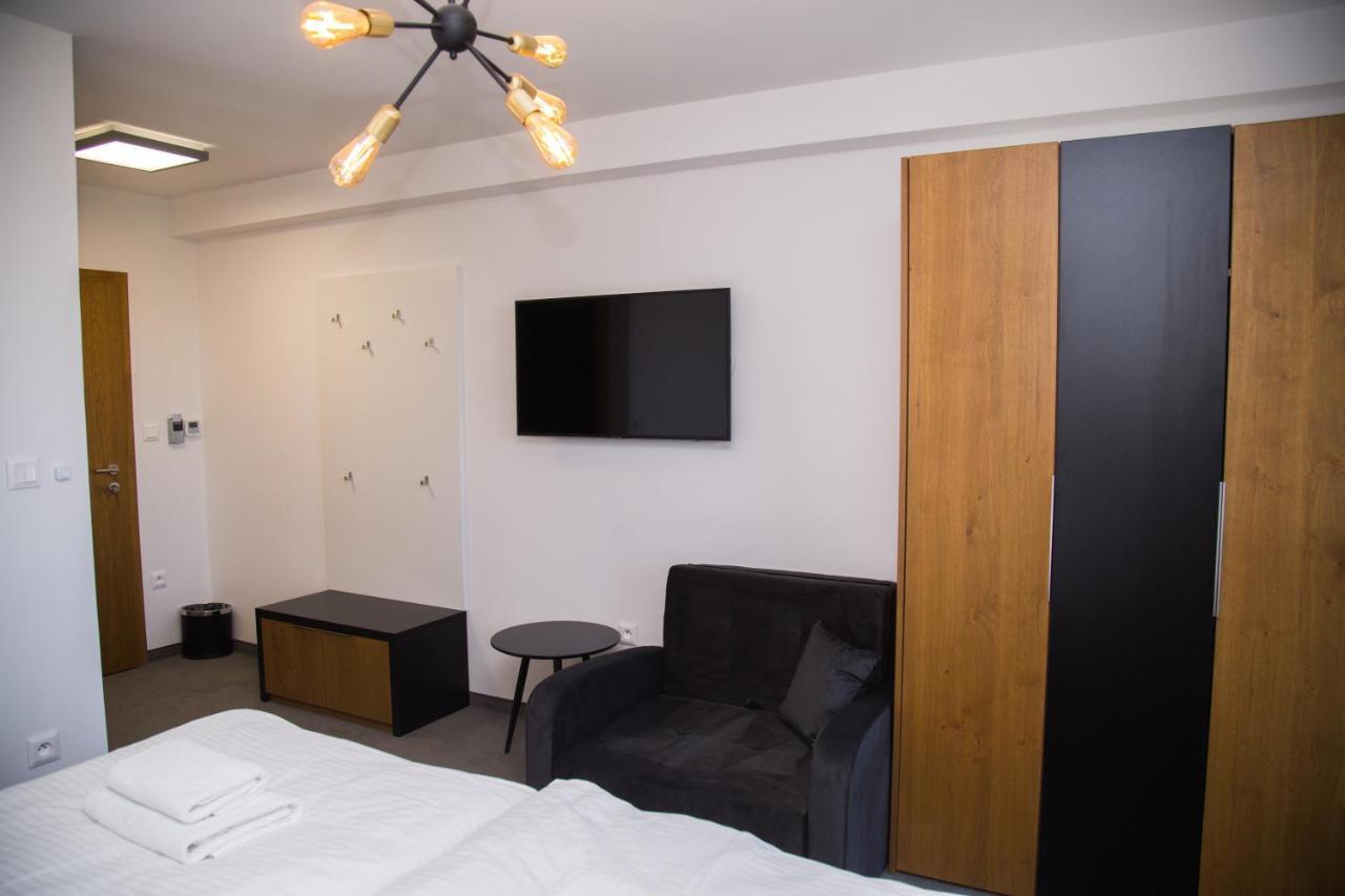 Snowland Apartmany Valča Εξωτερικό φωτογραφία