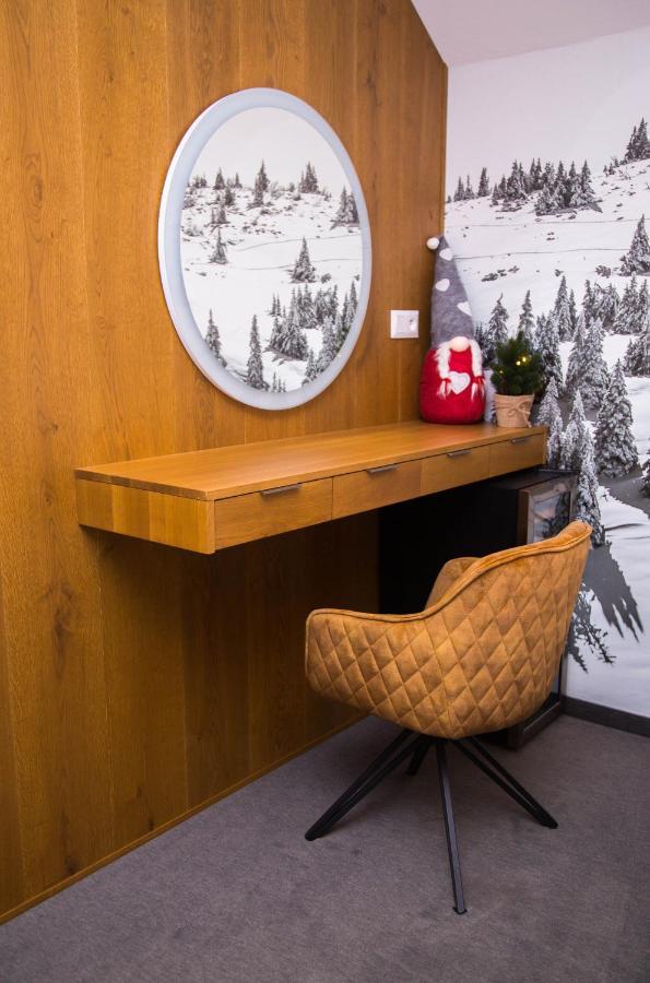 Snowland Apartmany Valča Εξωτερικό φωτογραφία